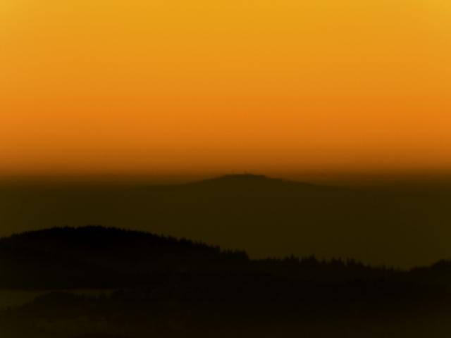 pc301920_600