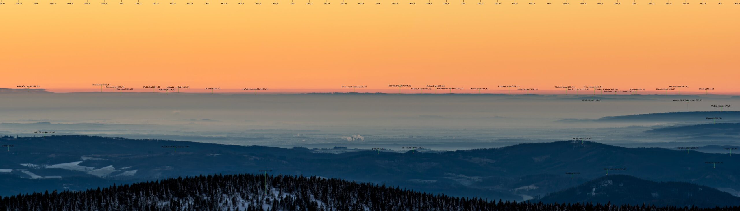 Chřiby i Małe Karpaty, wieża - opis